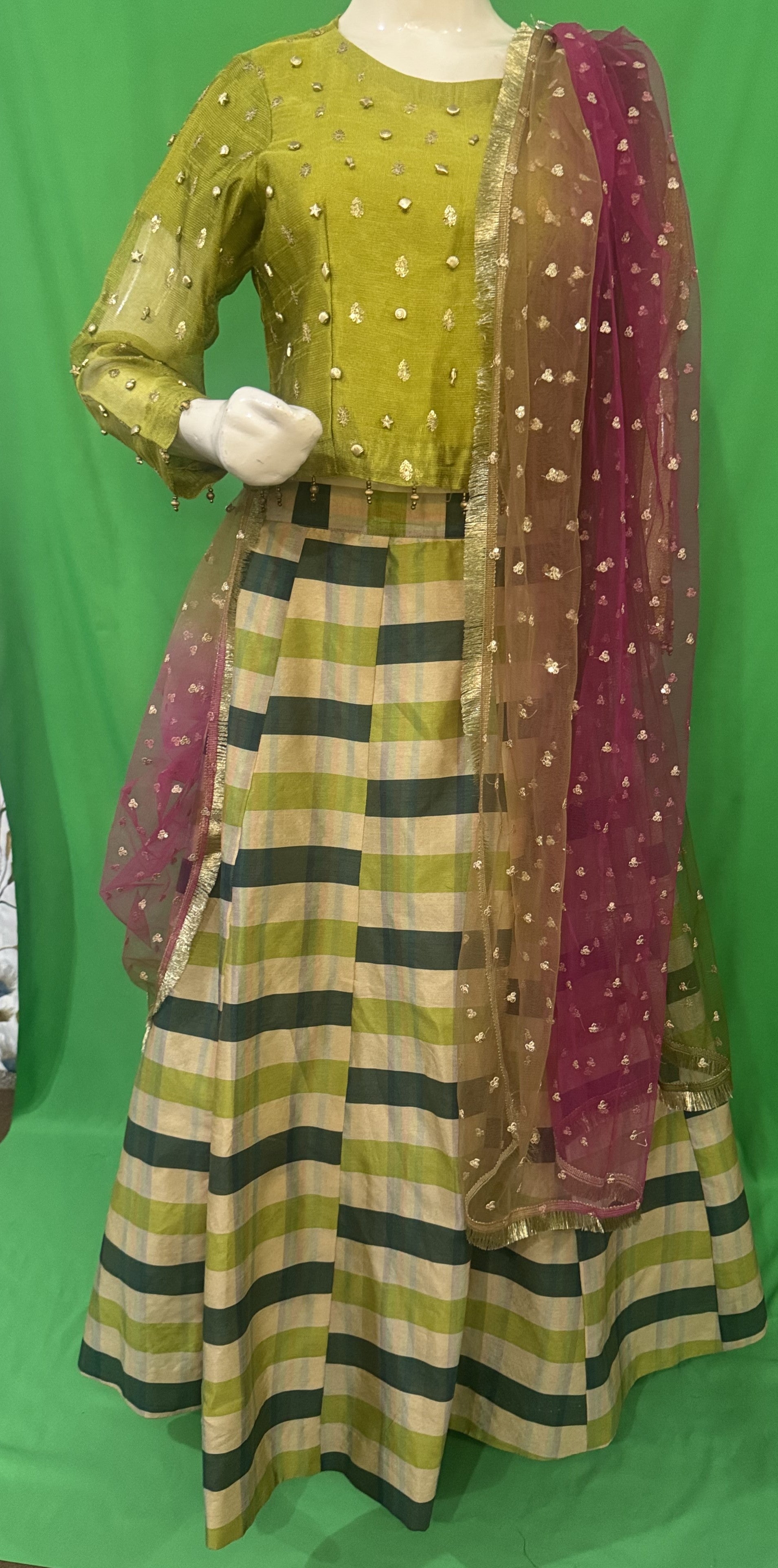 SH:16  Ghagra Choli Outfit