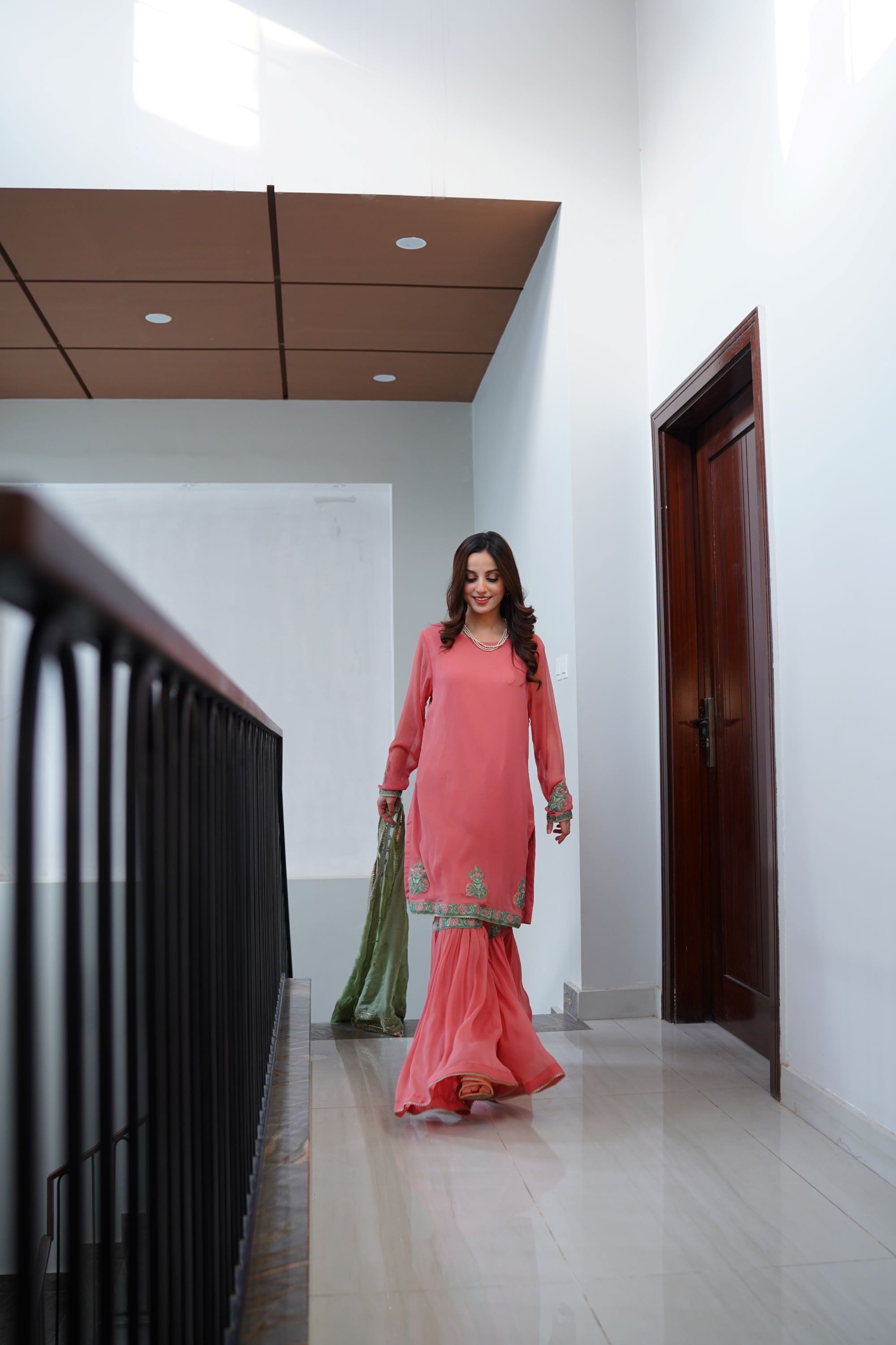 SH-8: GHARARA SUIT