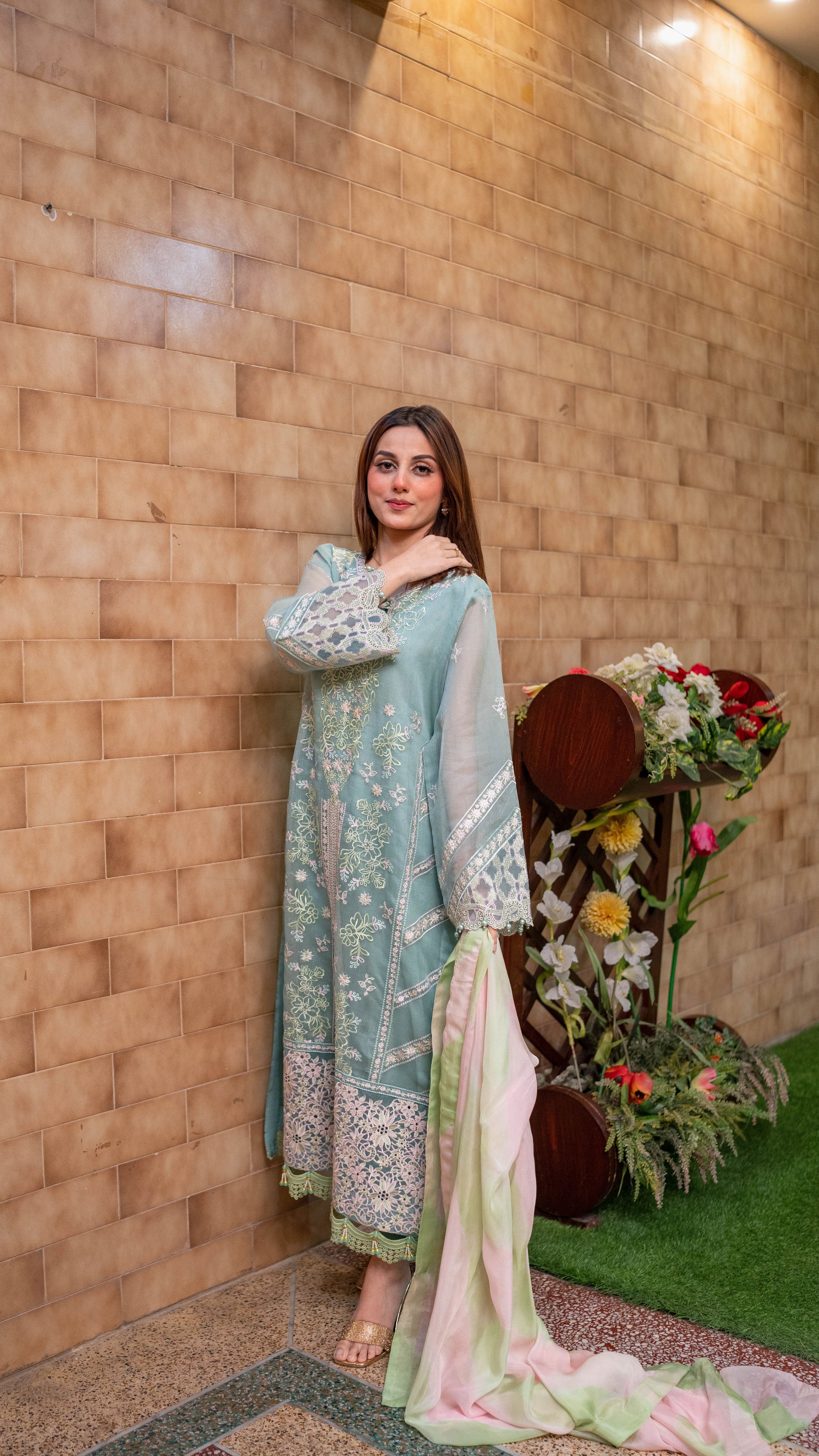 UED-3 Sage green 3Pcs embroidered suit