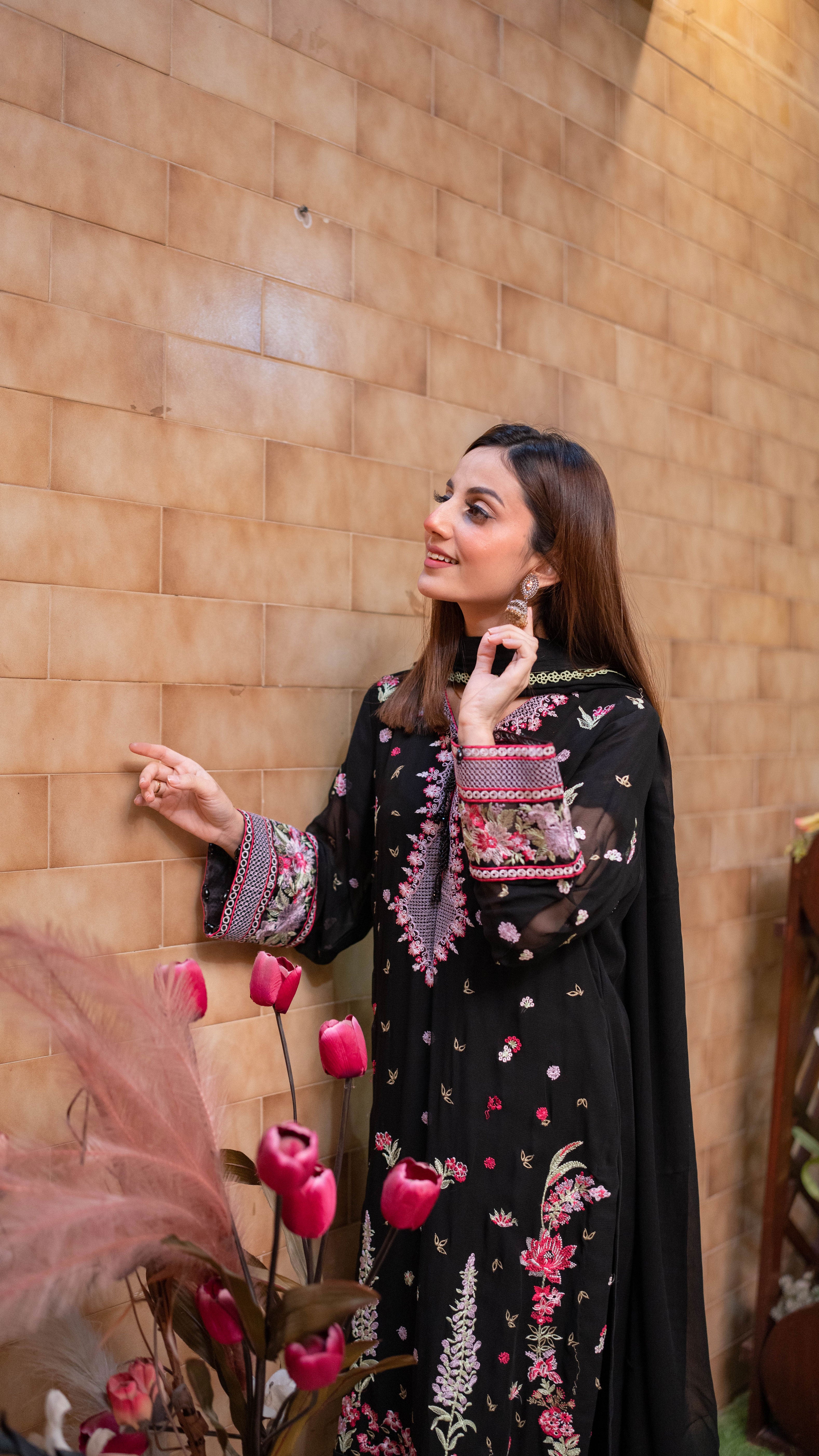 UED-5 Black chiffon embroidered 3Pcs suit